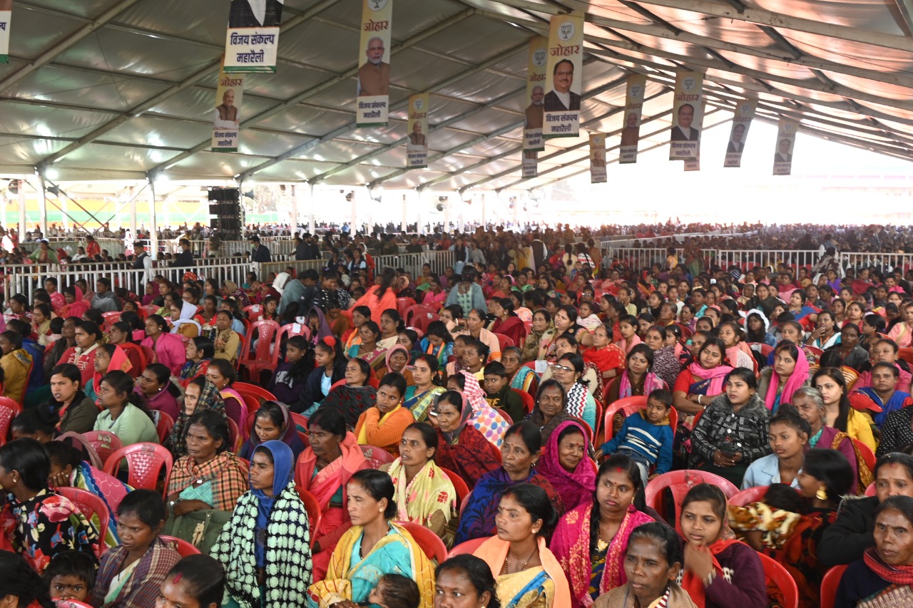 चाईबासा में विजय संकल्प महारैली में अमित शाह ने भरी हुंकार, कहा- हेमंत सरकार आदिवासी विरोधी, भ्रष्टाचार चरम पर - Amit Shah roared at Vijay Sankalp Maharally in Chaibasa, said- Hemant government is anti-tribal, corruption at its peak