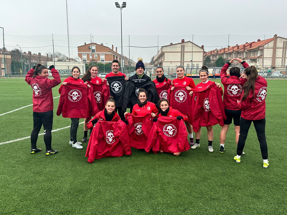 Dinamo Guadalajara (@dinamogoficial) on Twitter photo Perfectamente equipadas contra viento, lluvia, frío o cualquier inclemencia gracias al mejor estudio de tatuajes de Guada: <a href="/BohemeTattoo/">La Boheme Tattoo Studio</a>
¡MIL GRACIAS! 💚🖤💚 Perfectamente equipadas contra viento, lluvia, frío o cualquier inclemencia gracias al mejor estudio de tatuajes de Guada: <a href="/BohemeTattoo/">La Boheme Tattoo Studio</a>
¡MIL GRACIAS! 💚🖤💚