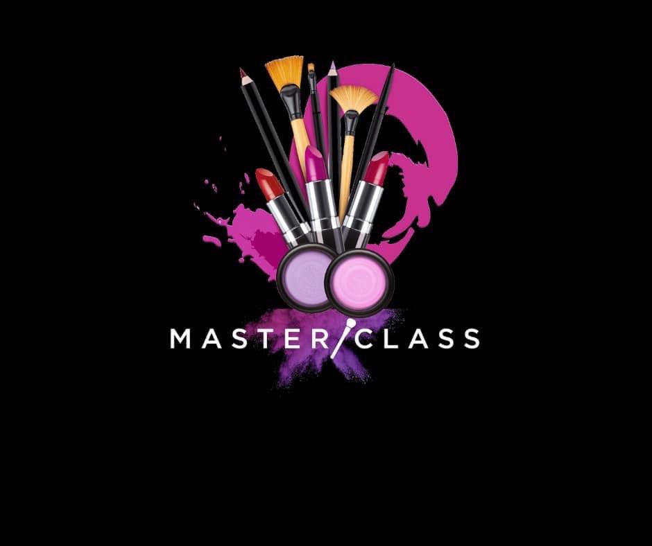 lisabereks's tweet photo. Hello à tous j’espère que vous allez bien ?? 
Je recherche des modèles Makeup qui sache poser devant l'objectif pour une masterclass du 23 au 27 janvier 2023 sur Paris 
Si vous êtes intéressez merci de m'envoyer un mp avec une photo démaquiller et sans filtre
Merci à toutes 😘 https://t.co/i0NtN5putJ