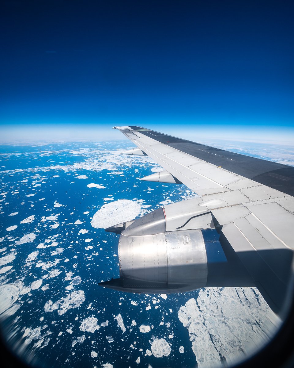 nolinoraviation's tweet photo. JT8D + awesome Canadian scenery = 🤯🤩😍

#Flying #FlightTime #Canada #ColdScenery #Engine #b737200 

#nolinor #nolinoraviation #boeing #engineview #boeing737 #b737 #aviation #beyondexpectations #buildingalegendontime #biggestfleet #30yearsexperience #realairline https://t.co/k9ZKg7hljJ