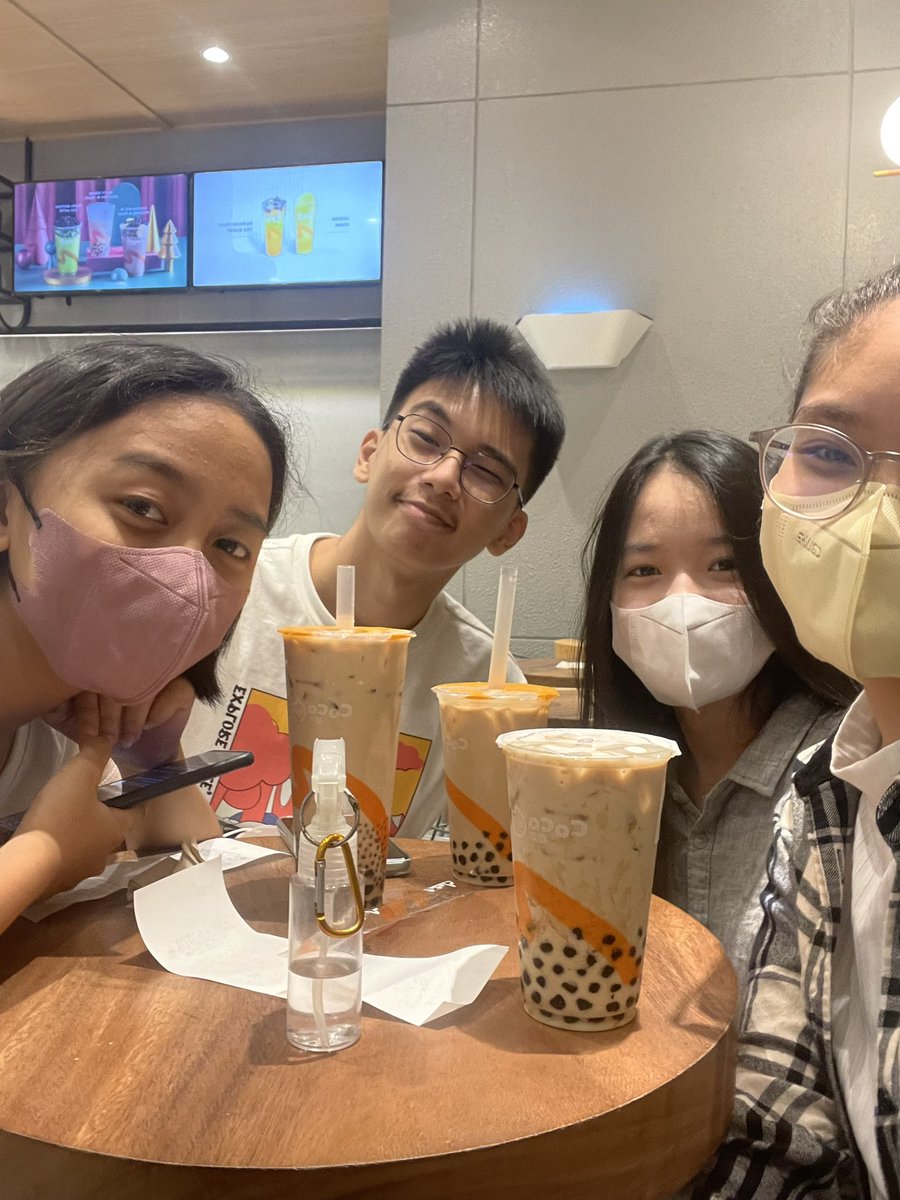 sofiatupaz_'s tweet photo. thank you for today @atchinsa101 @enzo_mabituin @.meh 🥺 https://t.co/ifX0Kni6A3