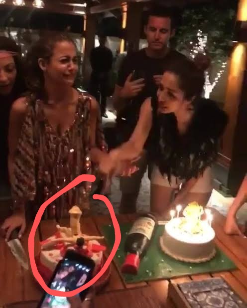 GemsOfBollywood's tweet image. #BollywoodKiGandagi