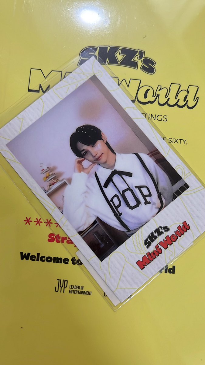 doll_0901's tweet photo. 필릭스 용복 시그 짭폴라 하얀띠 양도
4.0

스키즈 straykids skz skzoo 스키주 방찬 리노 창빈 현진 한 필릭스 용복 승민 아이엔 시그 시즌그리팅 짭폴라 짭폴 포카 pvc pc sell felix sell poca https://t.co/mb39MF6pSN