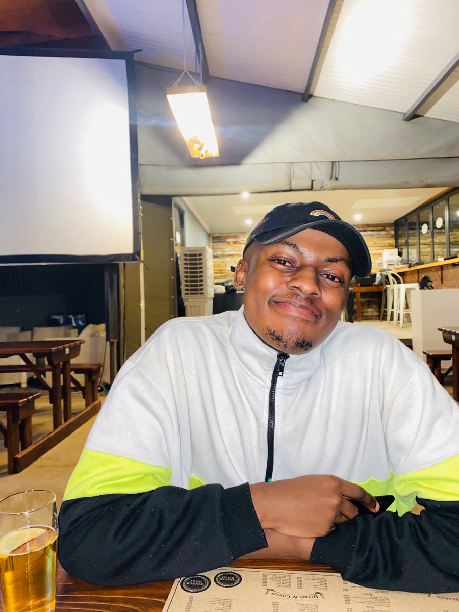 Anathi_RSK's tweet photo. 🖤🖤🖤 https://t.co/uYyiNvXhSE