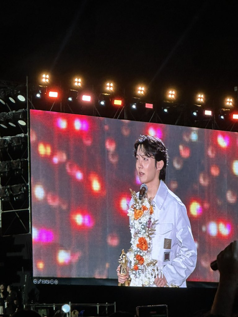 ☆*:.。.o(รับพรีของทุกอย่างฮะ🇰🇷🇯🇵🇨🇳)o。.:*☆ tweet media