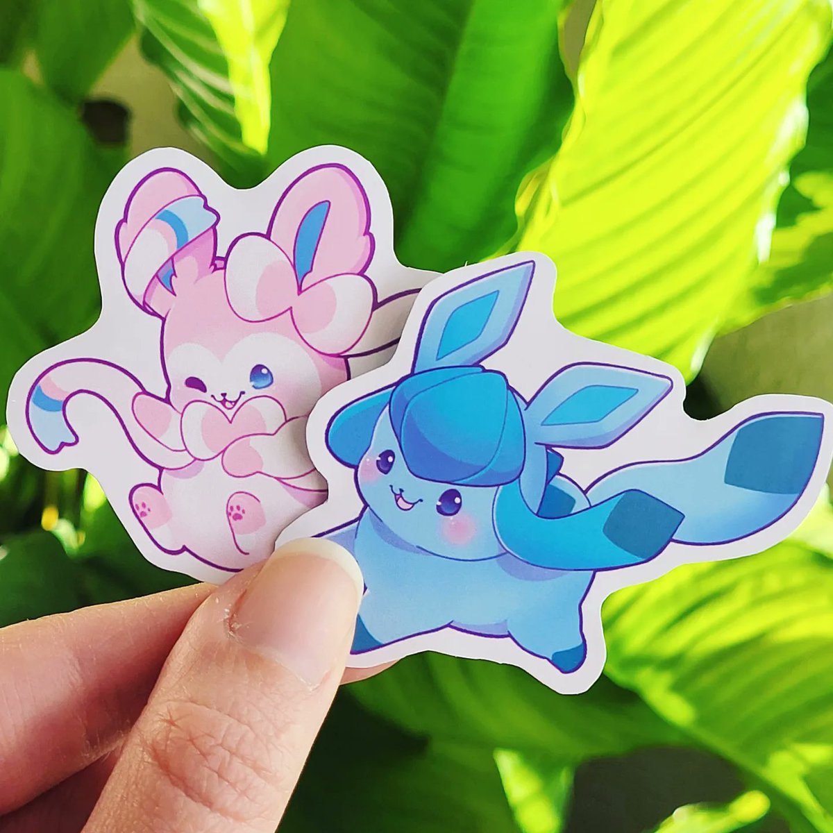 「You can get these cuties on my Etsy  」|OsoCuteClub - COMMISSIONS OPENのイラスト