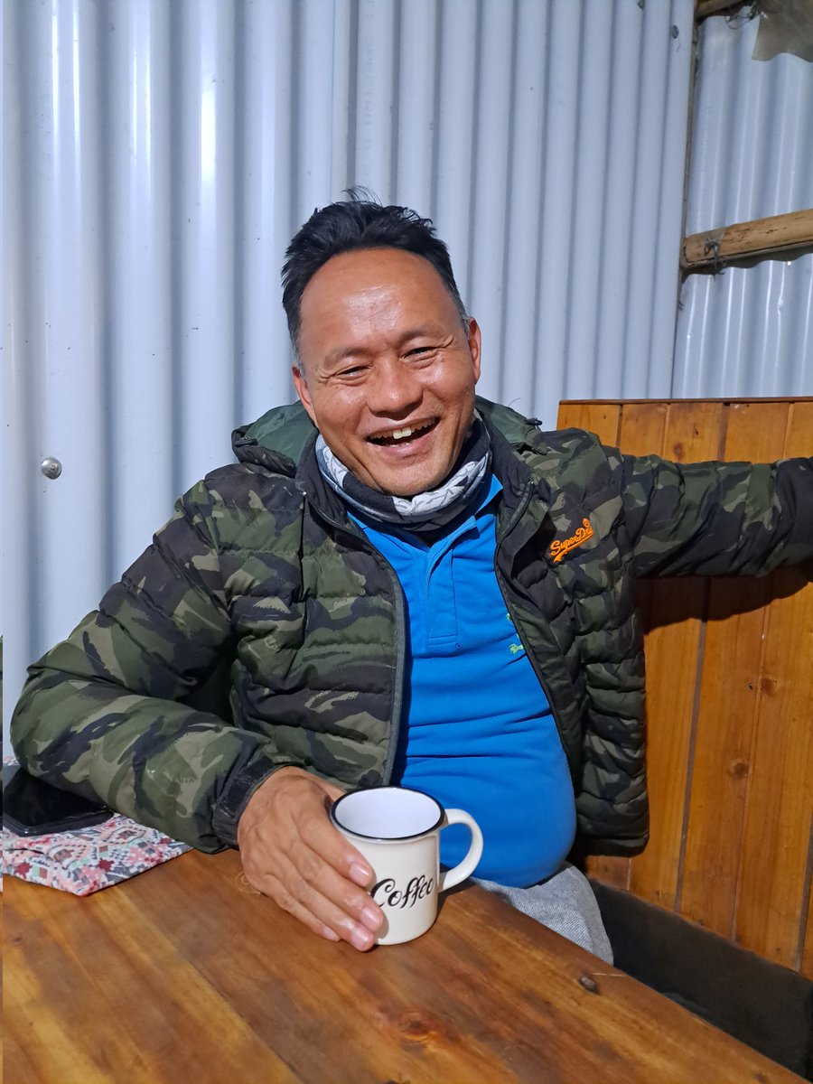 basantabasnet's tweet photo. बाघ विमर्श हुदैजादा इलाममा भेटिए 'रातो बाघ' का लेखक :) https://t.co/mX72WgXfFF