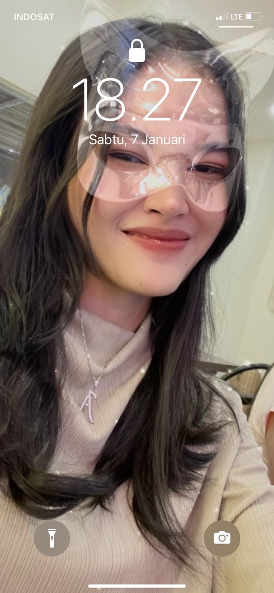 devikookiee's tweet photo. @tanyakanrl gini hehe https://t.co/gIKTUrvStv