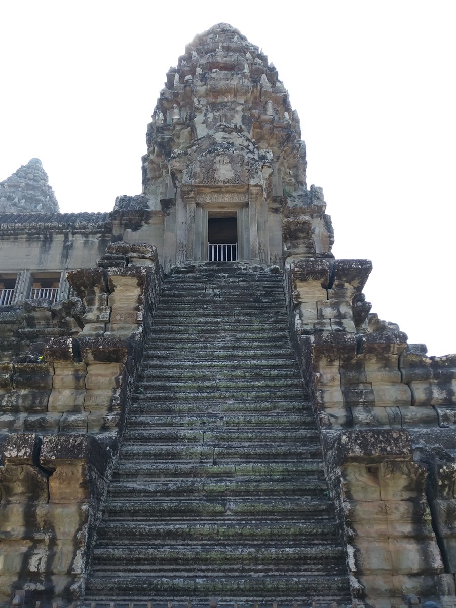 DavidGHenault's tweet photo. Stairs at Angkor Wat 
 Angkor Wat's temple stairs in Cambodia were supposedly made steep to remind climbers that heaven is hard to reach.
55 meters high 
#angkorwat #angkortemple #khmer #siemreap https://t.co/hzor8UP9sA