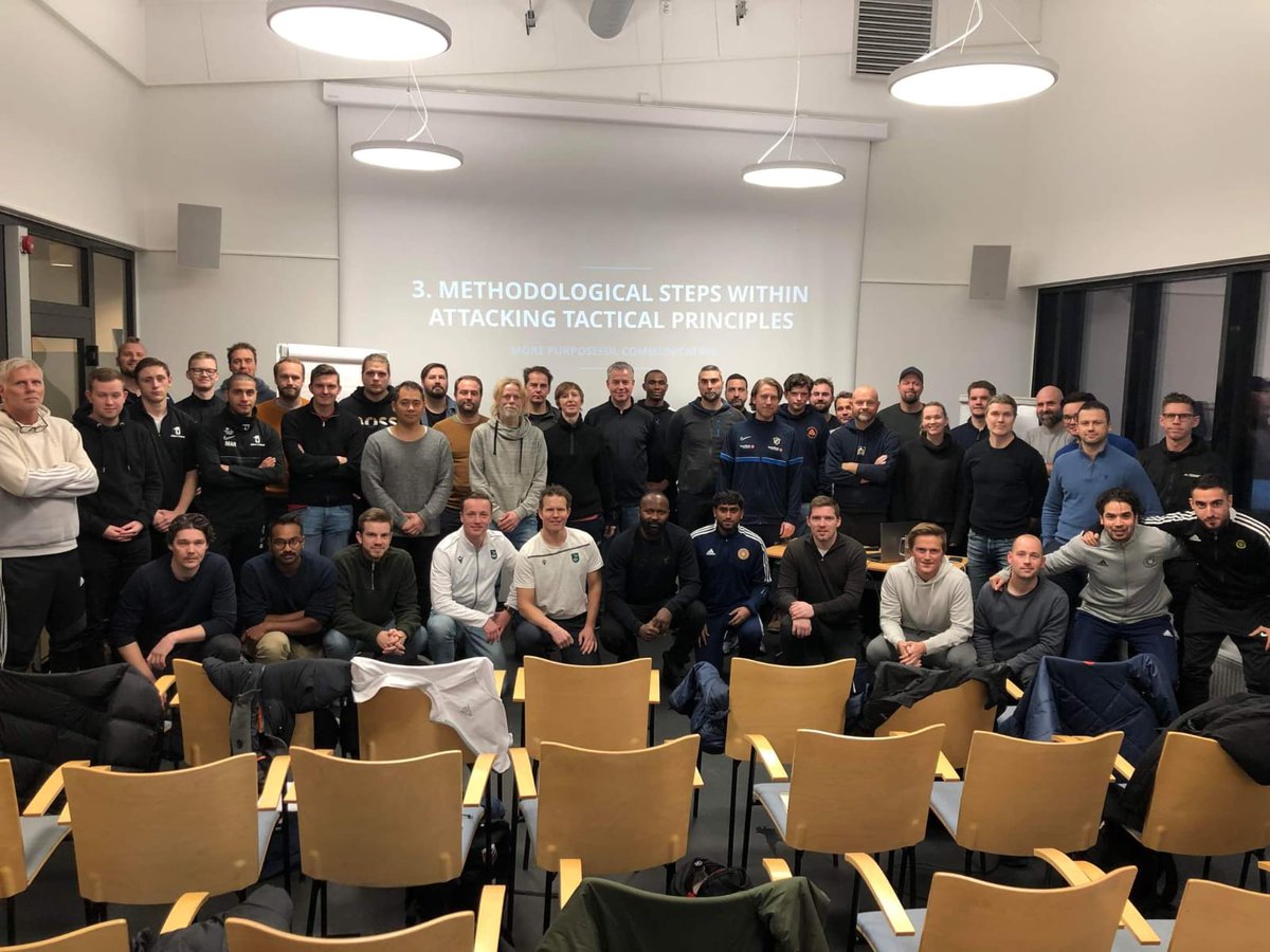 raymondverheije's tweet photo. "Periodisation of Tactical Principles"

Design &amp; plan methodological steps to overload the team.

Big thanks to @vegardln and @UllernFotball for hosting in Oslo!

#football #coacheducation #periodisation #footballfitness #footballtechnique #footballtactics
#footballperiodisation https://t.co/mUXQJNrxPd
