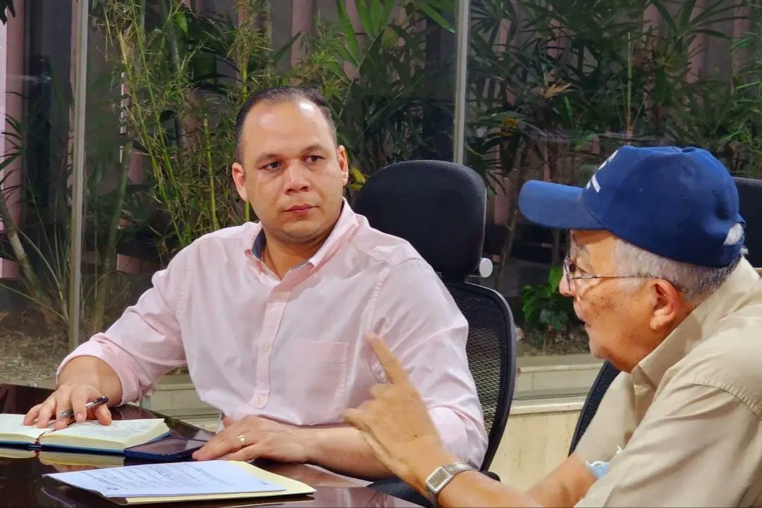 Reunión de trabajo para la planificación de la agenda y desafíos de la Dirección de Investigación y Formación del @MPPEDUCACION para el año 2023.

<a href="/NicolasMaduro/">Nicolás Maduro</a>
<a href="/vicent_carvajal/">Vicente Carvajal</a>
<a href="/Funda_cenamec1/">Fundación CENAMEC</a>