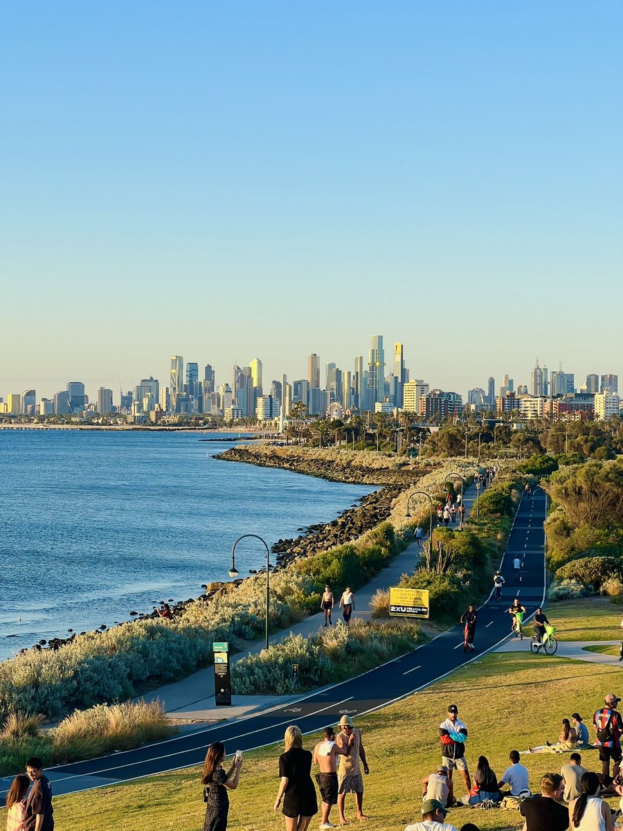 nicciloudon's tweet photo. #Melbourne https://t.co/amaGRayxZq