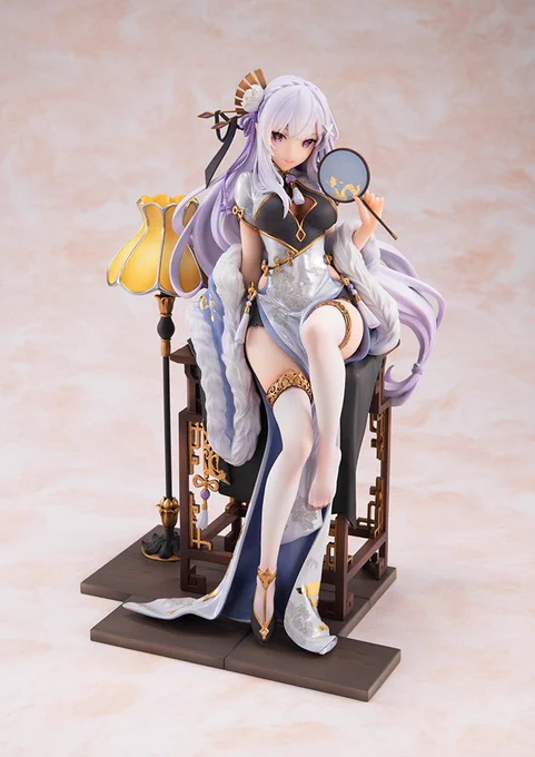 造形次第でマジ欲しいなぁ…ただこれで6諭吉かぁ。はじめて買うフィギュア会社でこの値段は少し躊躇するマン 