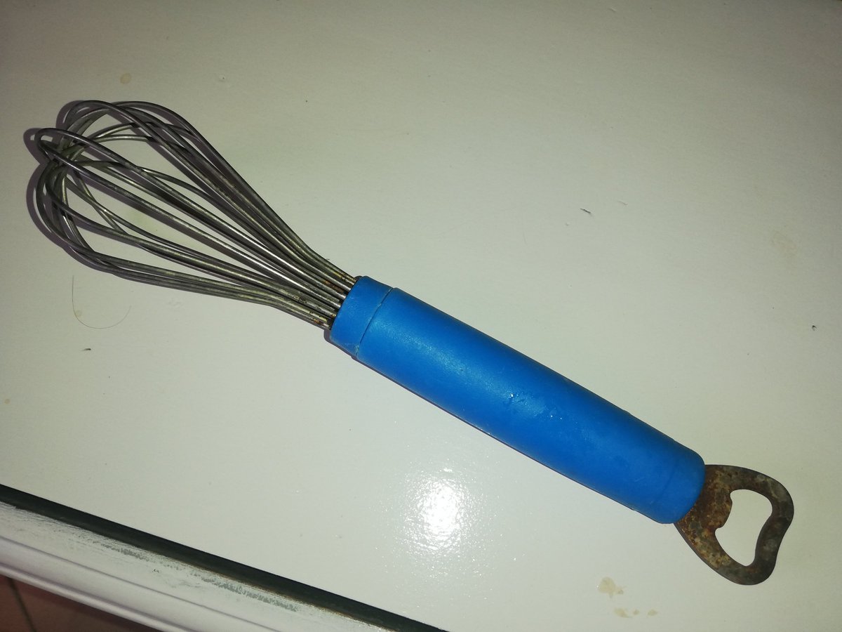 davidtilapia's tweet photo. @wtfisgoingonpod wtf is going on with whisks these days? Or should we be more proactive at combining utensils from different ends of the culinary spectrum? Confused, from Malindi https://t.co/bDpB8zqM17