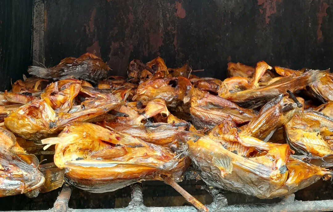 ETA_enterprise's tweet image. Make your Weekend more Exciting with Our Extremely Delicious Dried Catfish!

Every Bite is Mouthwatering! 😋

.
.
.
#DriedFish #Weekend #delicious #enjoyment #osogbo #osun #lagos #madeinlagos #madeinnigeria #healthyfoods #weekendvibes