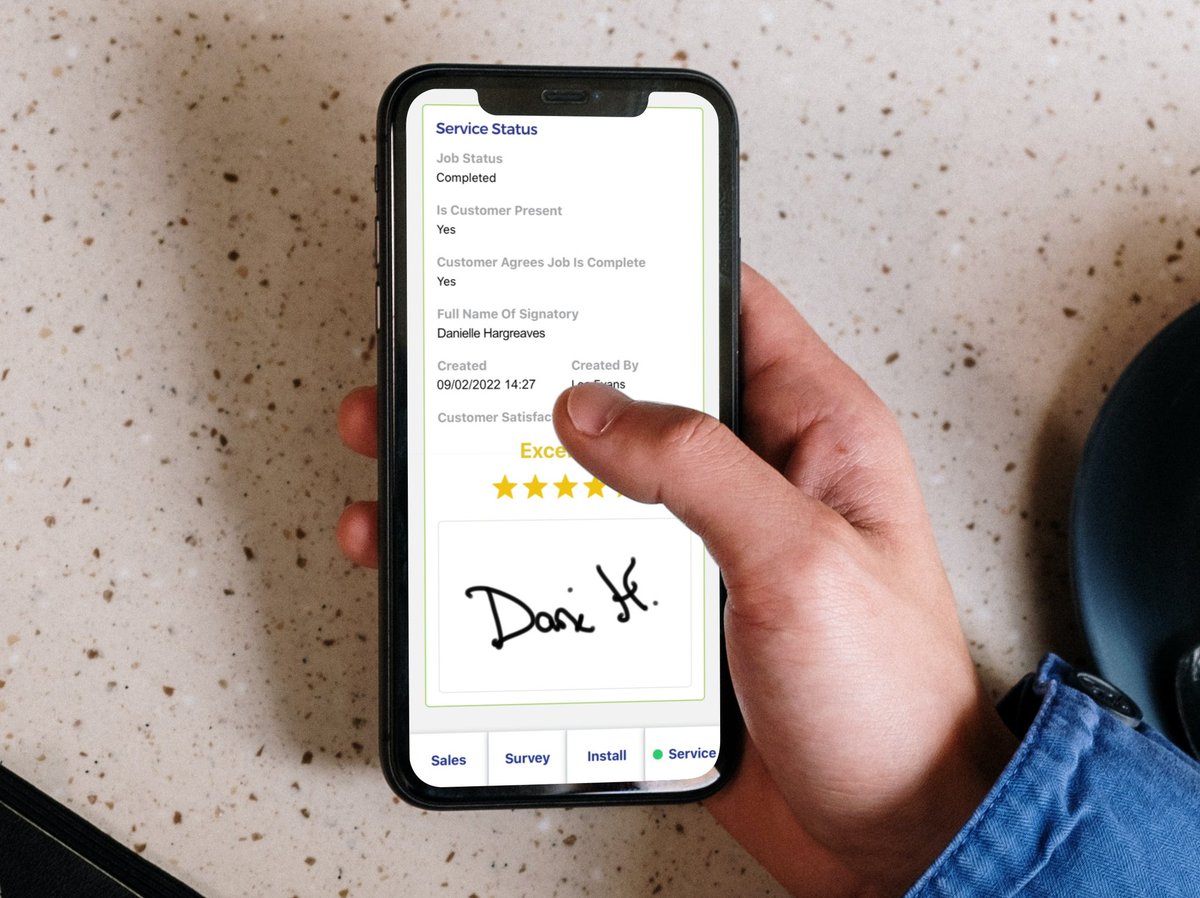 Onsite71's tweet photo. Create - Capture - Record ♻️

Simple trade software that is designed to help companies &amp; customers resolve issues quickly &amp; efficiently. 🫂

Photos ✅ Videos ✅ Notes ✅ Attachments ✅ Reports ✅ Calendars ✅ and much more 

Onsite 7 has it all….

https://t.co/Gtxv8UBvc7 https://t.co/fjLoZ6OsJj