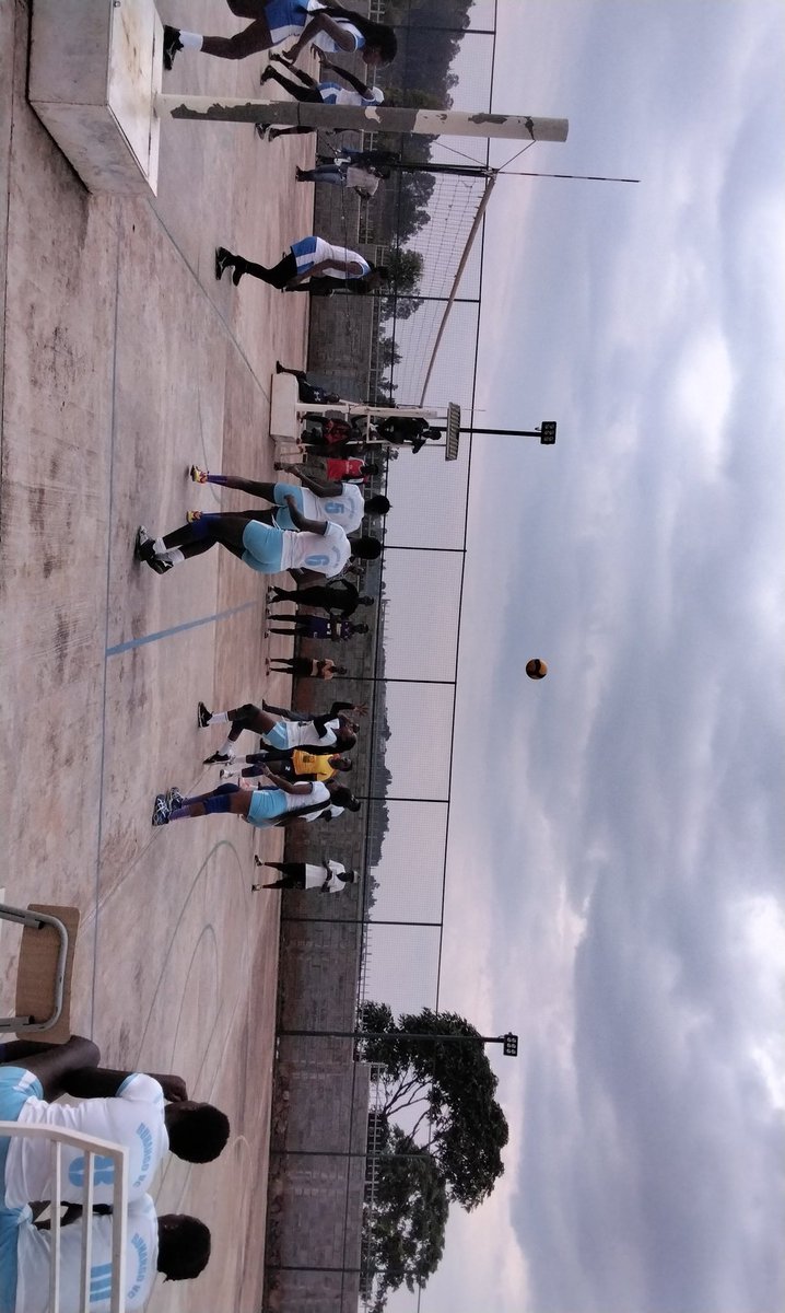 Muri #Championat ya Volleyball etape ya 7 iri kubera muri <a href="/NgomaDistrict/">Ngoma District</a>, ikipe y'abakobwa ya <a href="/RuhangoDistrict/">Ruhango District</a> imaze gutsinda @IPRC_Huye Seti 3-0.
#Ruhango ikomeje kuza ku isonga.<a href="/RwandaSouth/">Southern Province | Rwanda</a> <a href="/valencesh/">Valens Habarurema</a> <a href="/Rw_Volleyball/">FRVB | RWANDA VOLLEYBALL</a> <a href="/rusi/">Steffen Rusitschka</a> <a href="/kamanajm/">Jean Marie Kamana</a> <a href="/Louis_muhoz/">Louis</a>