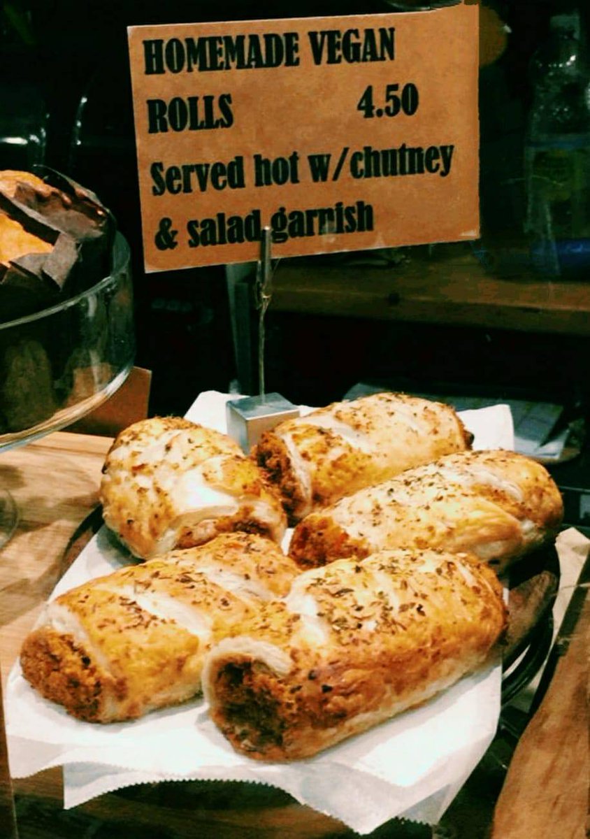 Jaki's own homemade recipe Veganuary Rolls.... 
Just delish 😋 Going going gone!

#brighton #sussex #Veganuary2023 #SaturdayMorning  #brightonfoodanddrink #homemade #weekend #weekendvibes #independentrestaurants #shoplocal #localbusiness #community #coffeelovers