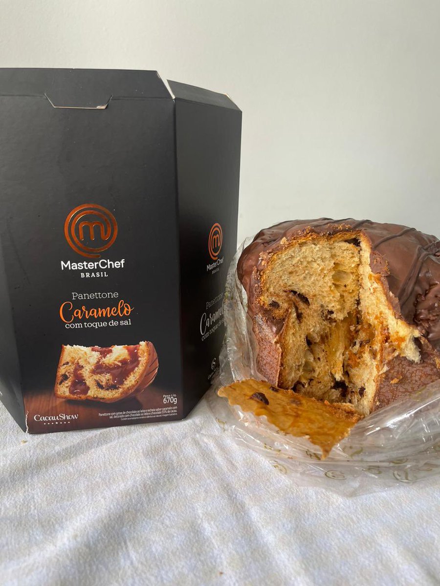 andrelazari6's tweet photo. A expectativa vs realidade. 
Já vi o produto não fazer jus a foto, mas dessa vez a @cacaushow está de parabéns.
#CacauShow #Shame #RealidadePessima #NadaParecidoComAFoto #Chocolate #DoceDeLeite https://t.co/JE0s1ktL8Z