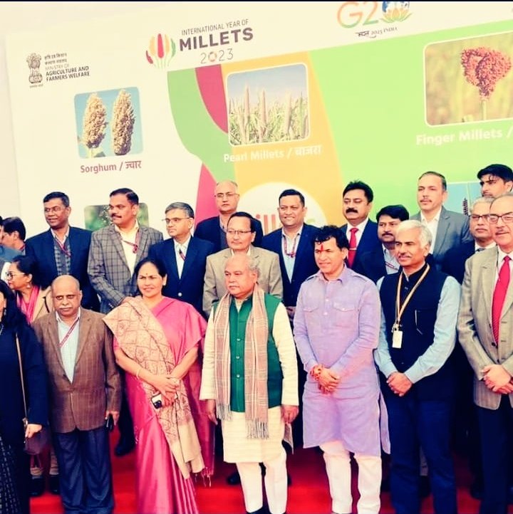MilletsOfIndia's tweet photo. Been 1 month since #IYM2023 was launched at @FAO. India since then saw the #Millets lunch served to Parliamentarians, #Millet competition at @FCI_India, Millet Seminars,Webinars & Conferences, Millet Exporters in Indonesia B2B Meet & other get togethers increasing demand.👏👌💐💖 https://t.co/Ndjd4wgjY7