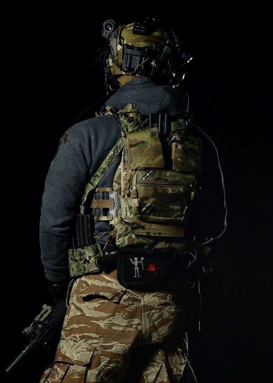 VTG1975's tweet photo. V-DPC KangarooFlap CORE

Custom  Styling

MULTICAM &amp; AOR2

V-DPC/M4+Panel https://t.co/hKtmvbMZ8b

#volktacticalgear #VDPC https://t.co/COjtWWd8IG