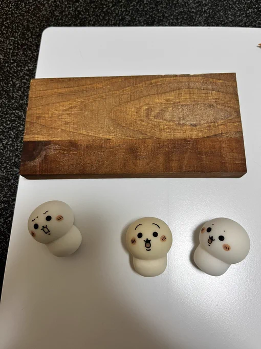表札作ってる😃 
