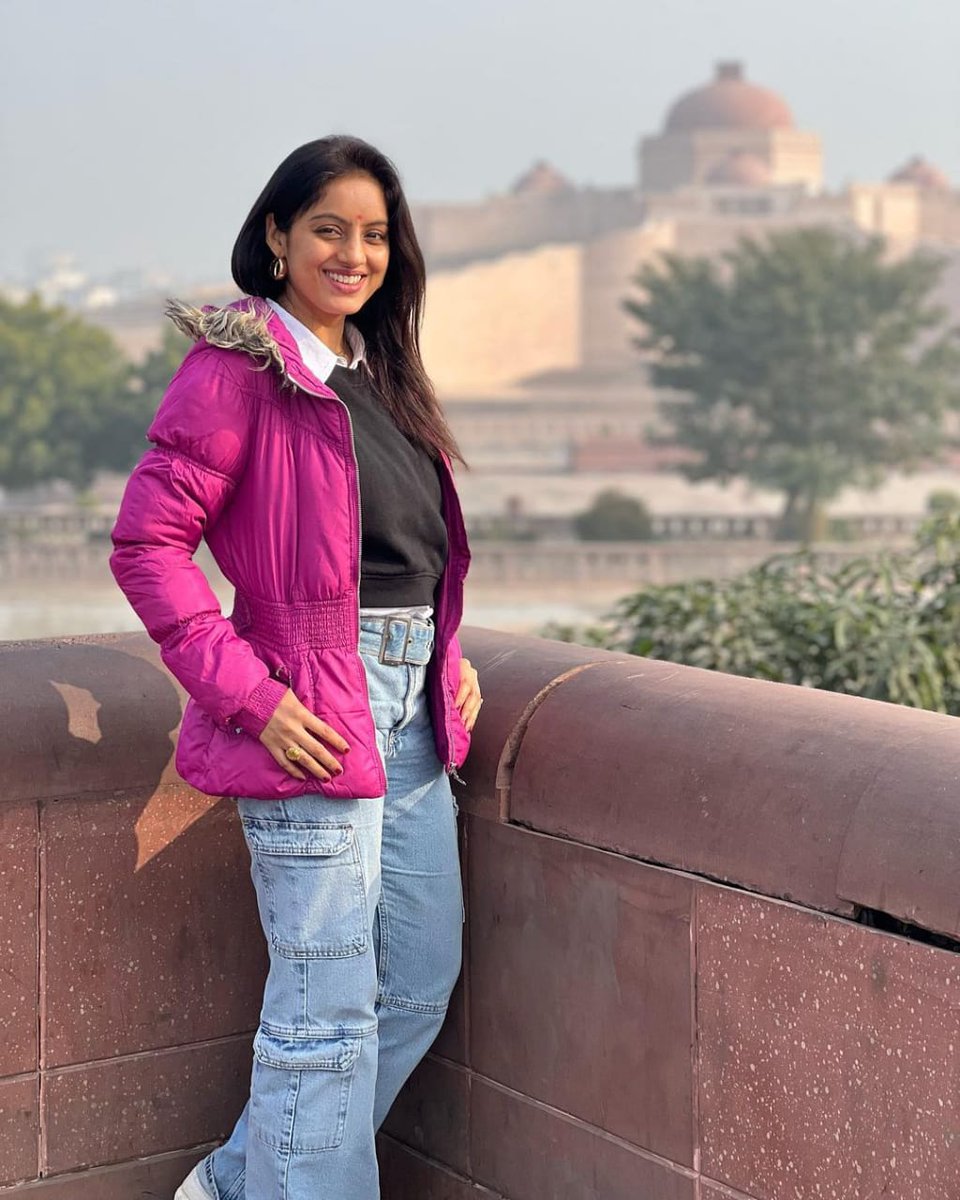 talkingbling's tweet photo. @deepikasingh150 you looking like sunbeam ❤️‍🔥✨
.
.
#deepikasingh  #deepikasinghfans #deepikasinghforever #talkingbling https://t.co/GfTUW0WAGP