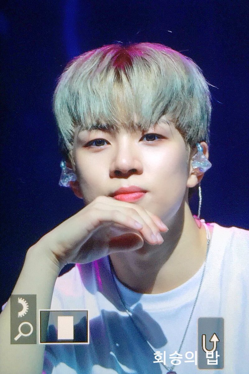 N_flying0228's tweet photo. 230107 엔콘 3 프리뷰 
엔콘 재밌다 !! 

#엔플라잉 
#NFlying 
#유회승 
#YooHweSeung
#승구 https://t.co/1ZEptslyOo