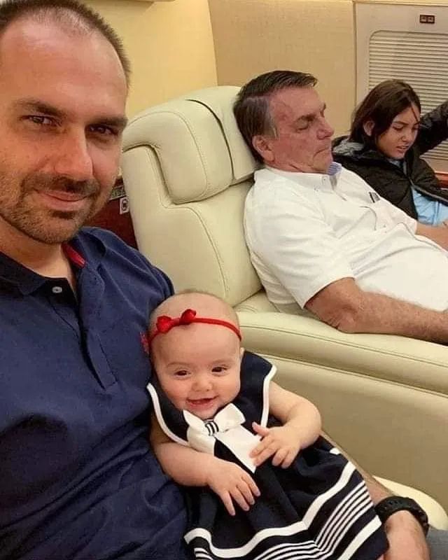 michellefcs2's tweet image. - Família é a base de tudo