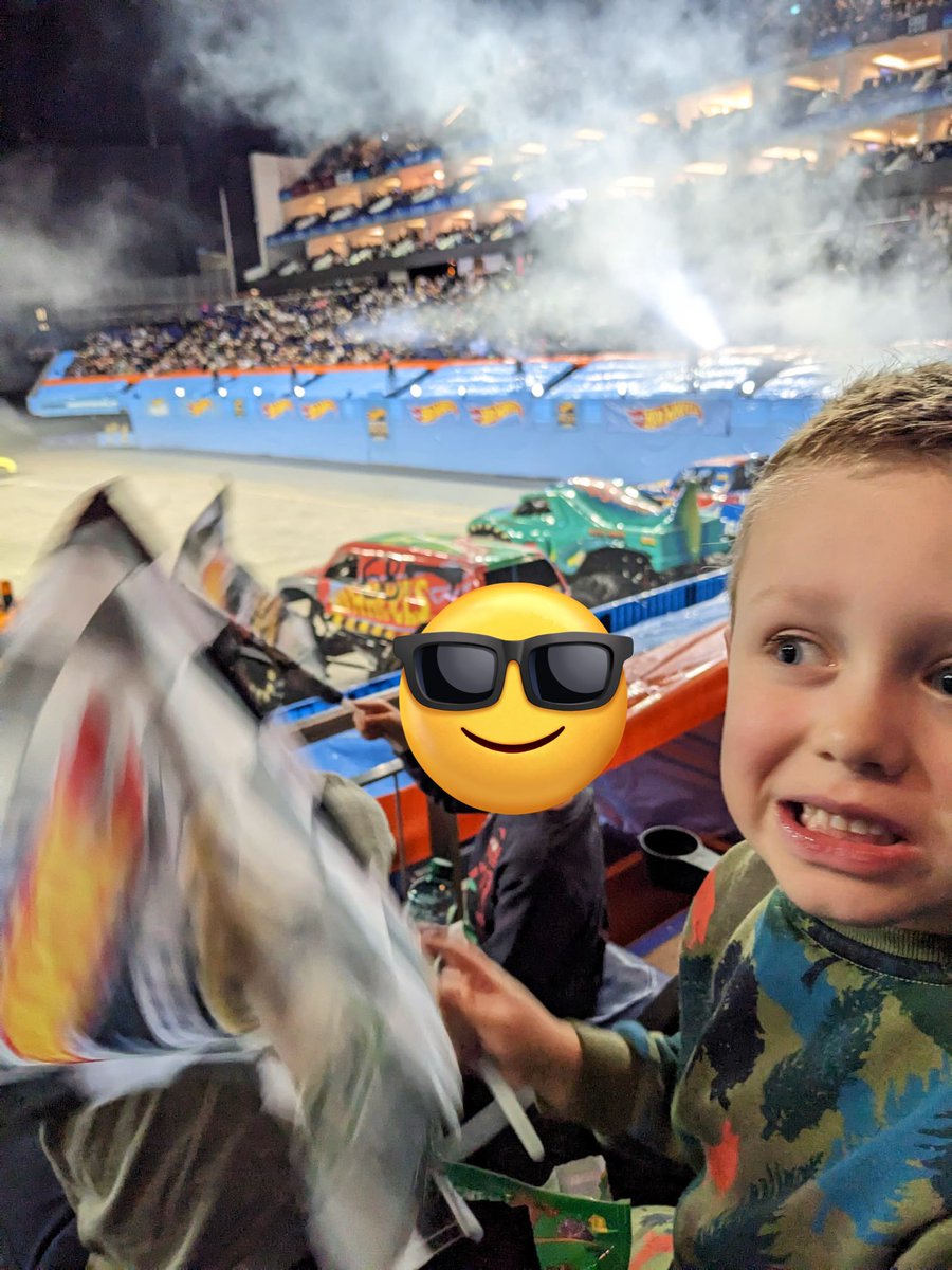 Karen Mc Cleverty tweet media