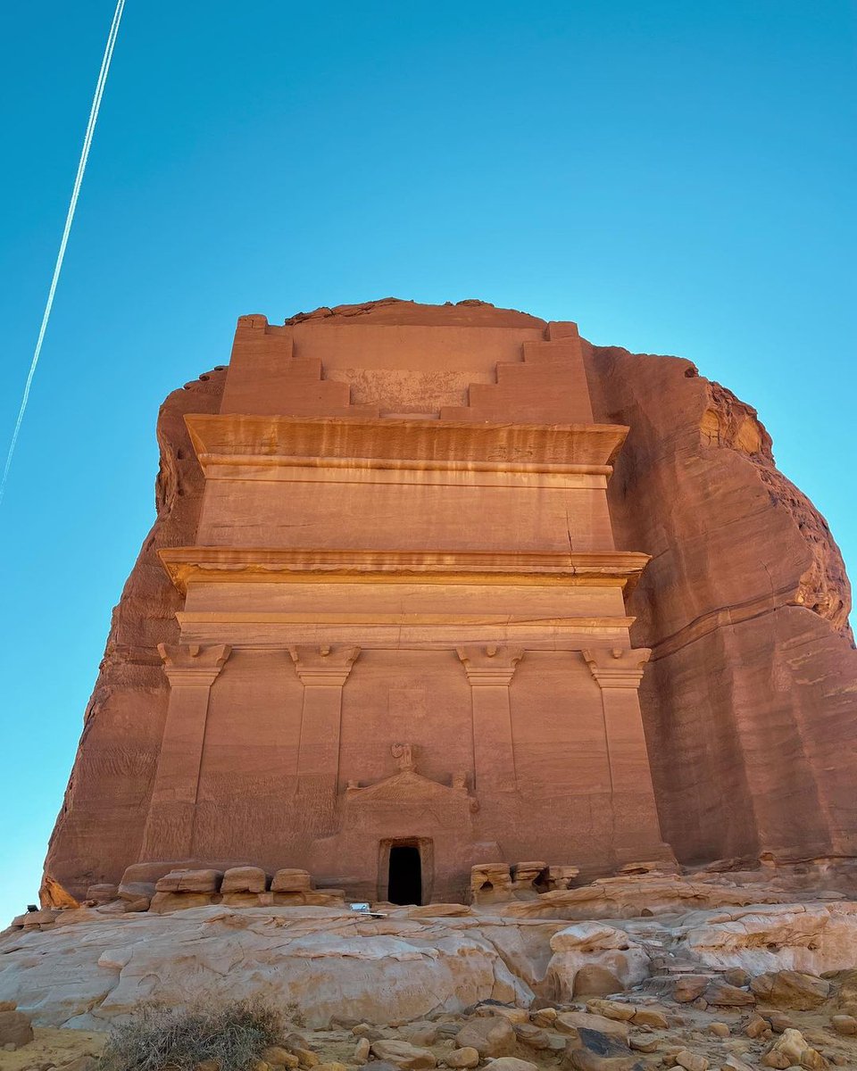 VisitSaudi's tweet photo. Uncover the mysteries of AlUla's ancient past—where rich culture and natural beauty blend together in one fascinating desert setting.
📸 by @safarnamabynidhi
#VisitSaudi #Tourism #Travel #AlUla #Culture #InArabia #WelcomeToArabia https://t.co/1xyLZLAcgg