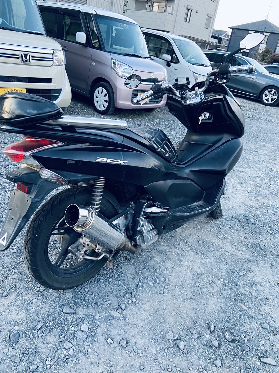 bikecustom6's tweet photo. 埼玉からPCX売ります
マフラー、マスク、エナメルシート、社外ミラー、バックレスト
走行2万キロ
自賠責5月まで
一括のみ12万円
購入希望の方はDM下さい
ご自宅までの配送手配も出来ます
#ワンツー #V125 #V125G #PCX #バイク #シグナス https://t.co/qg30qmemMh