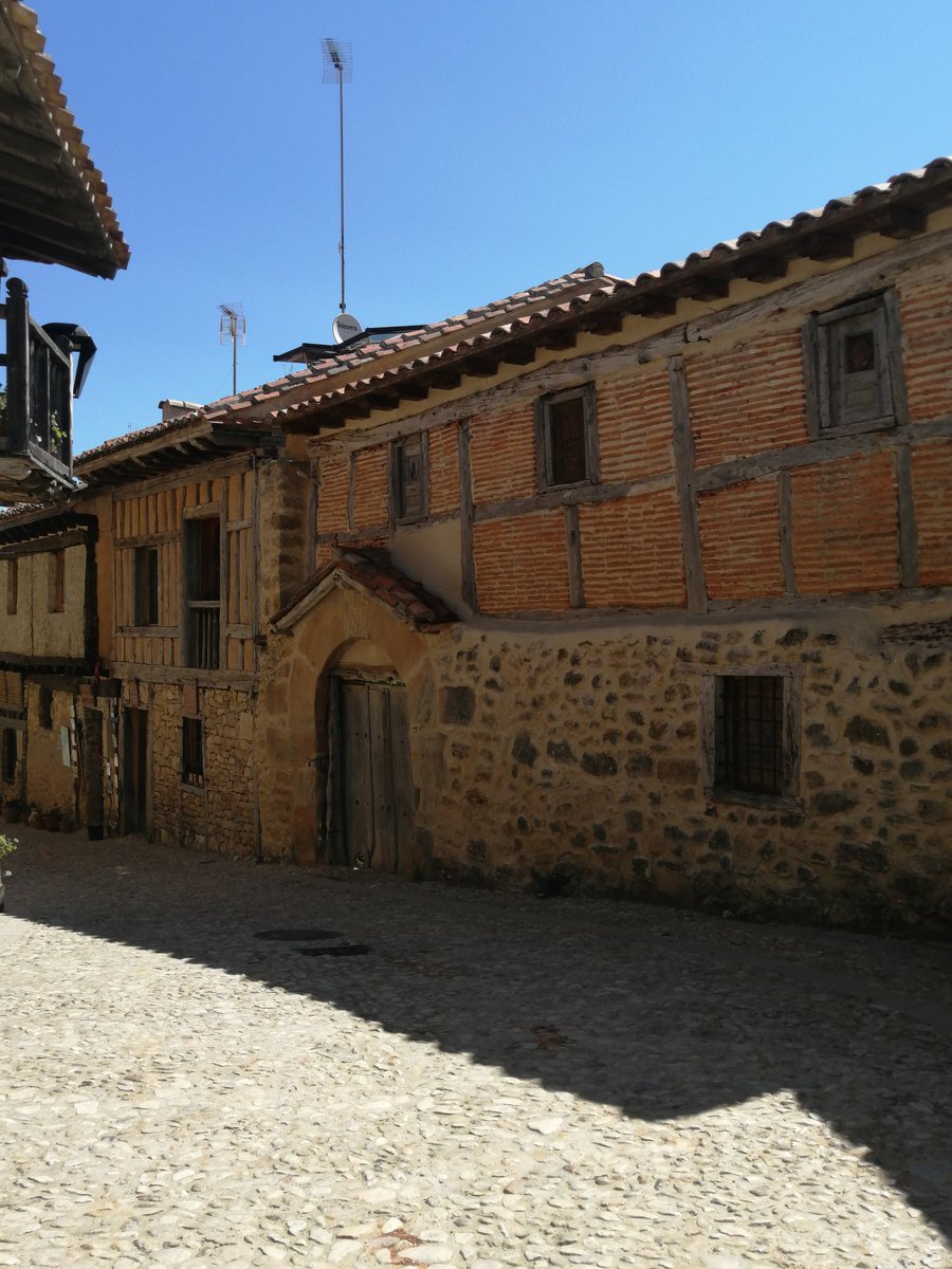 Susturismo1's tweet image. Calatañazor, bien merece una visita
Soria, España 😍💓
#soria #calatañazor #turismo #CastillaYLeon