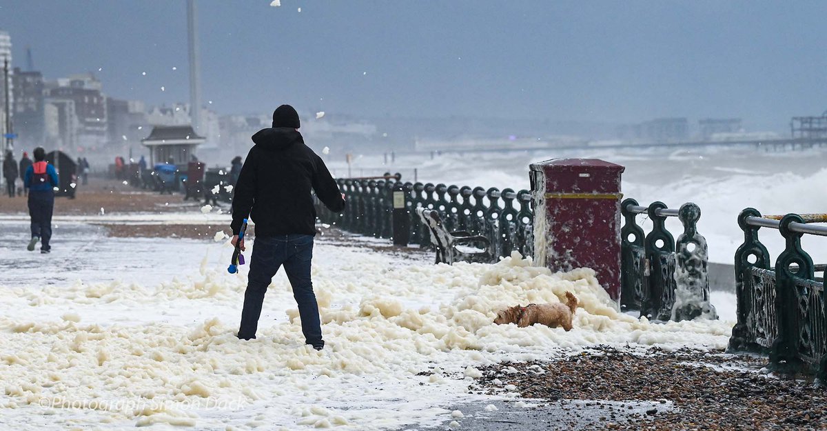 Simon Dack tweet media