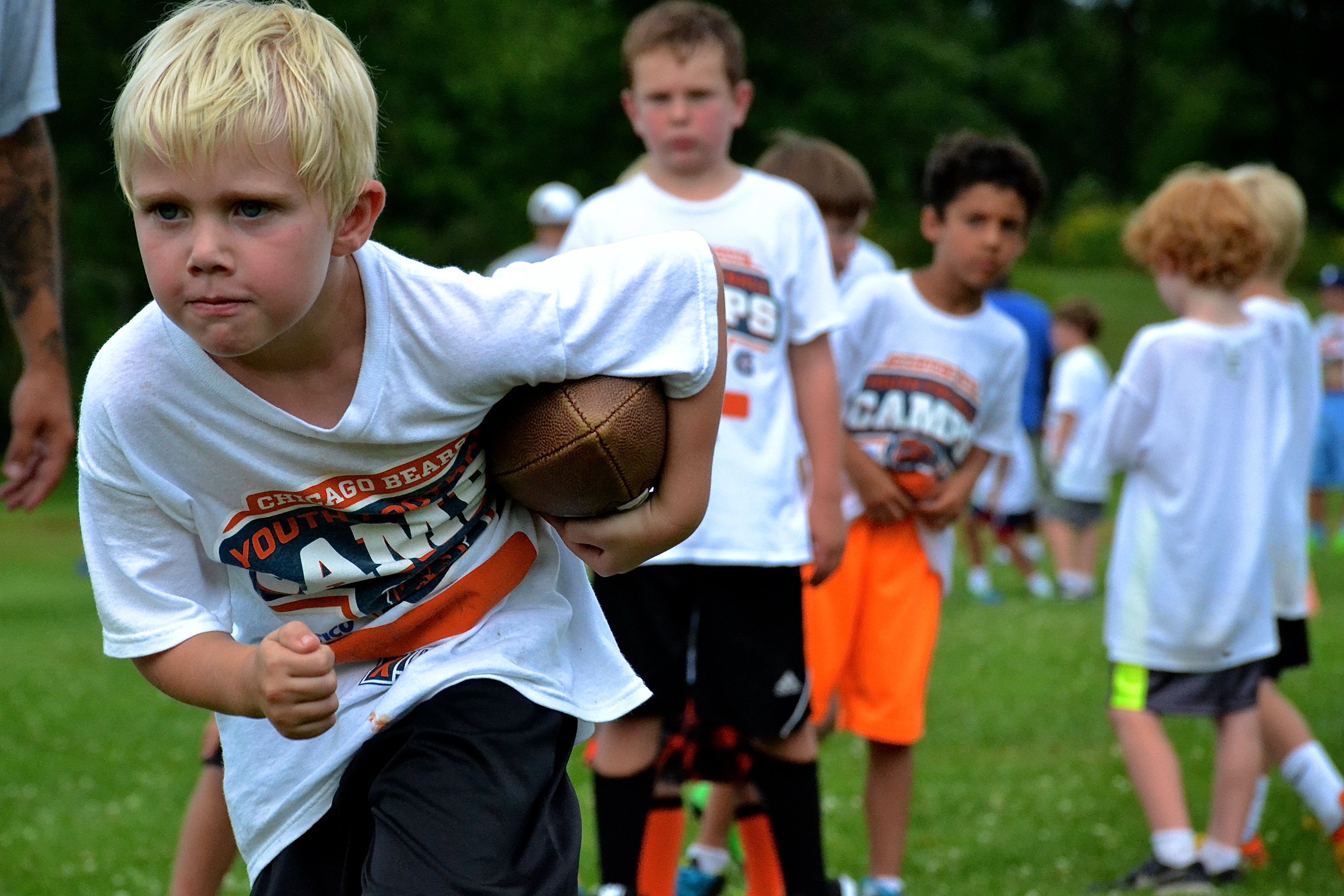 pro football camps youth