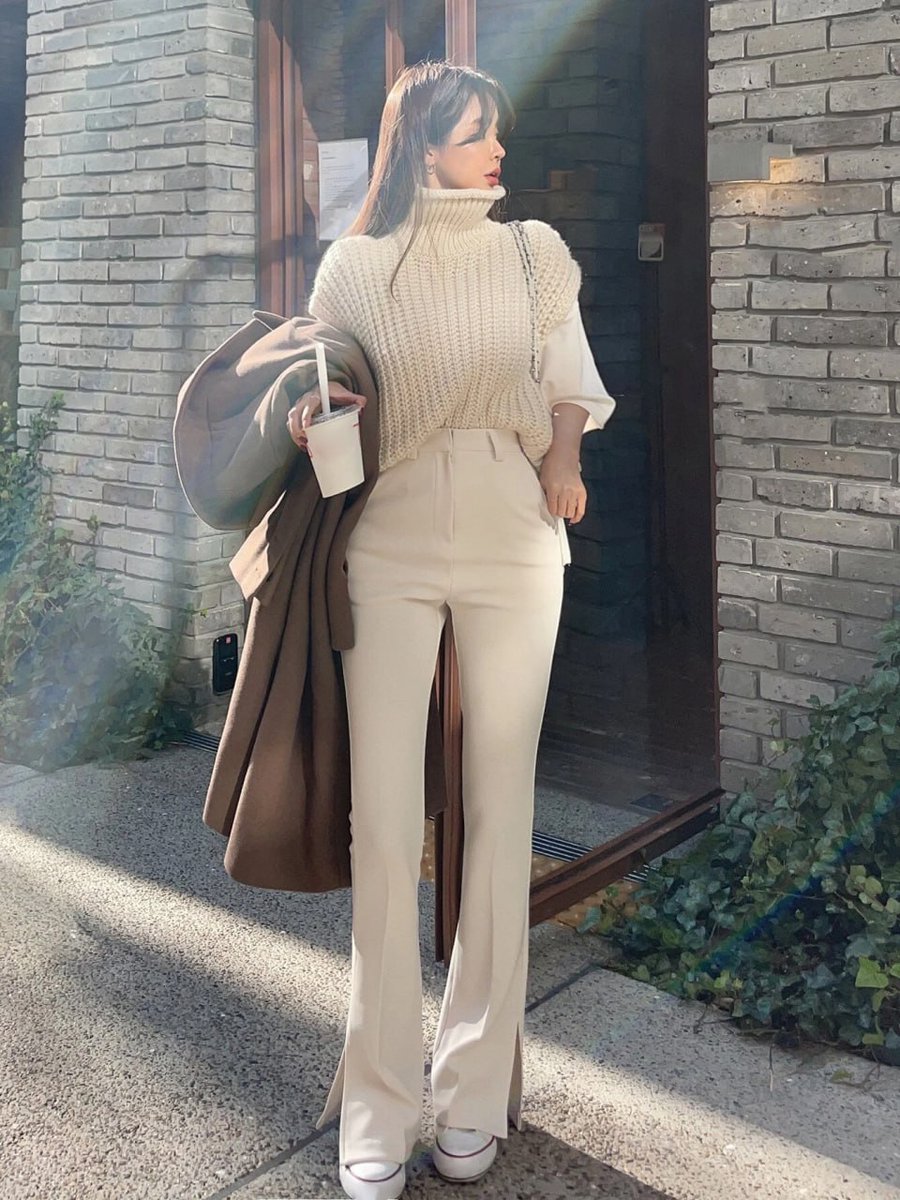 raymond_xin's tweet photo. DAZY Chunky Knit Turtleneck Sweater Vest

#SHEIN #SHEINus #SHEINforall #sheinfashion #womenfashion #womenstyles #womenclothing #sweatshirt #Apricot https://t.co/RfwXU01k5k