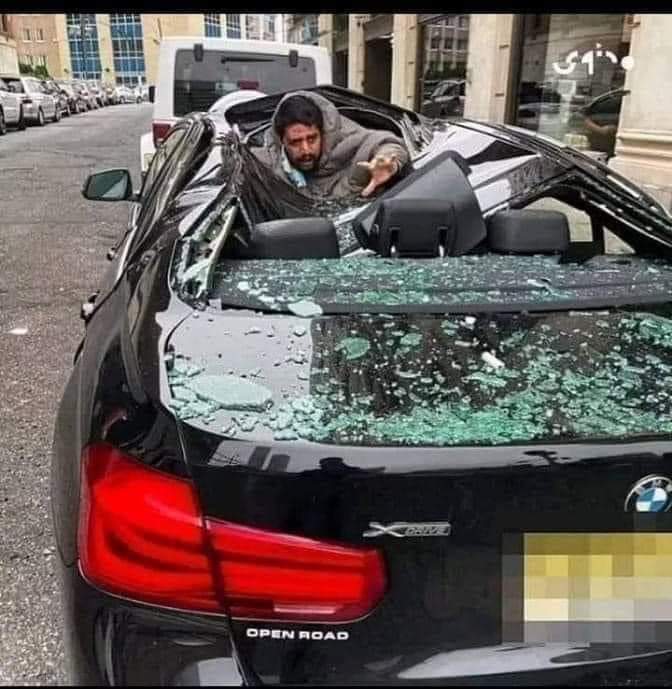 ایک یوتھیا خودکشی کرتے ہوے 
#آٹاچور_پی_ٹی_آئی