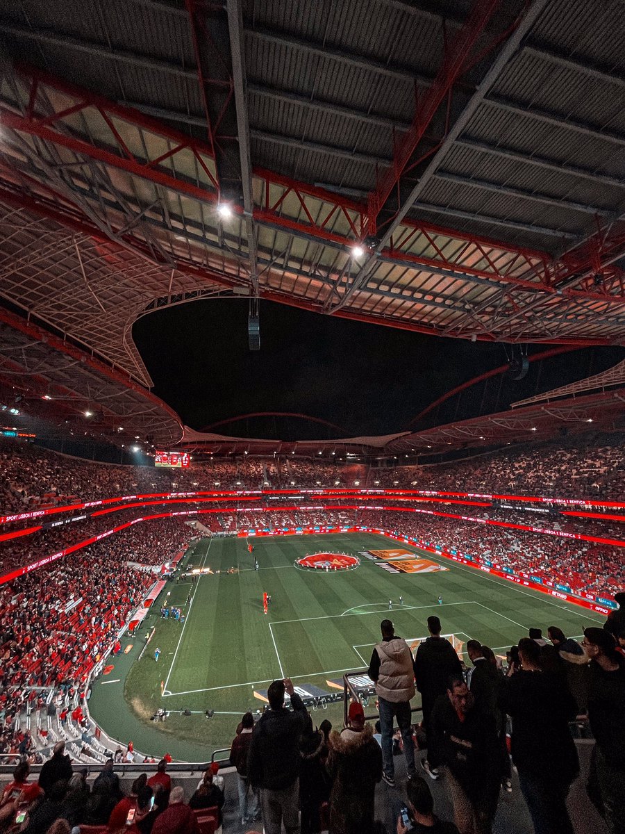 📸 Esta é da <a href="/19carolina04/">🦅</a>, metam nos comentários as vossas fotos do novo interior do estádio mais bonito do mundo ⬇️🤩