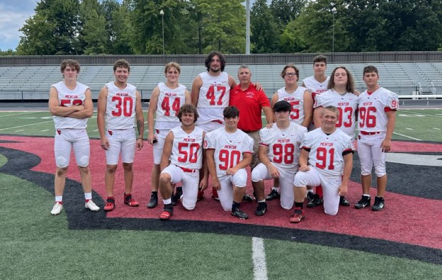 Good luck to <a href="/MentorRedline/">Mentor Football</a> Brenan Vernon #47 today in The All American Bowl❗️
#LeeDine
<a href="/AABonNBC/">Navy All-American Bowl</a> <a href="/brenanvernon/">Brenan Vernon</a>