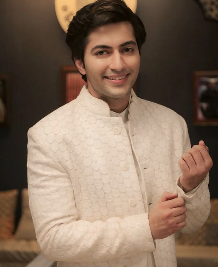 Fearlesssdiva's tweet photo. One tweet tho Steve ke liye banta hi hai tera pehela pyaar jo hai wo😼😭😂
#Shreve
First pic kaam me aaya dekh😉😼 https://t.co/fbuA8rOVhI