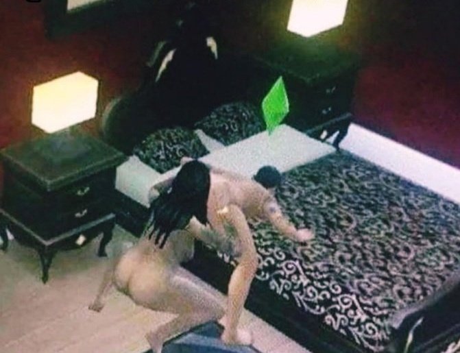 jeroveintidos's tweet photo. Los sims    ////   los sims cuando entra mi mama https://t.co/pKyxHxLcQt