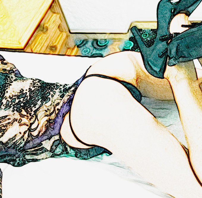 Dai, poi basta con sto completo. Prometto che cambio...  Il culo invece sar&agrave; sempre lui 😏😛  Meglio in<a href="/tag/sexy"class="tags"><span>#sexy</span></a><a href="/tag/noia"class="tags"><span>#noia</span></a><a href="/tag/2023goals"class="tags"><span>#2023goals</span></a>