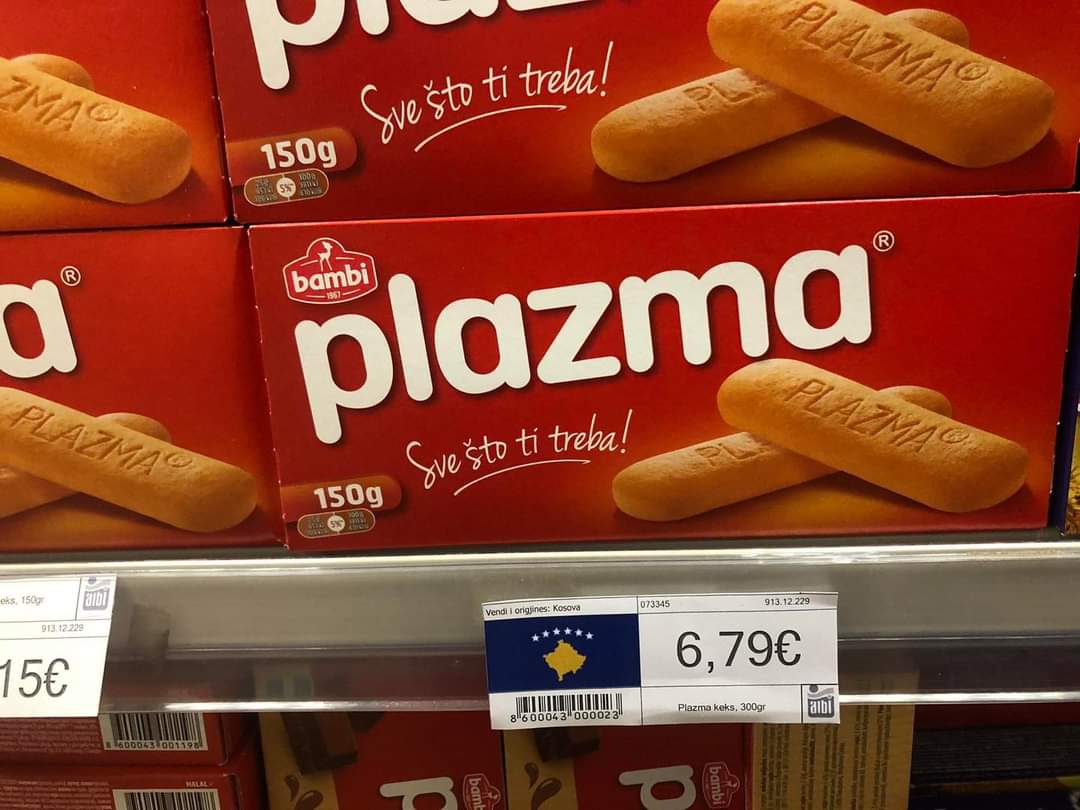 VrojtuesitPR's tweet photo. Albi Market Prishtine. Plazma Made in Kosova 🤦‍♂️ https://t.co/eWJNQ2I7l1