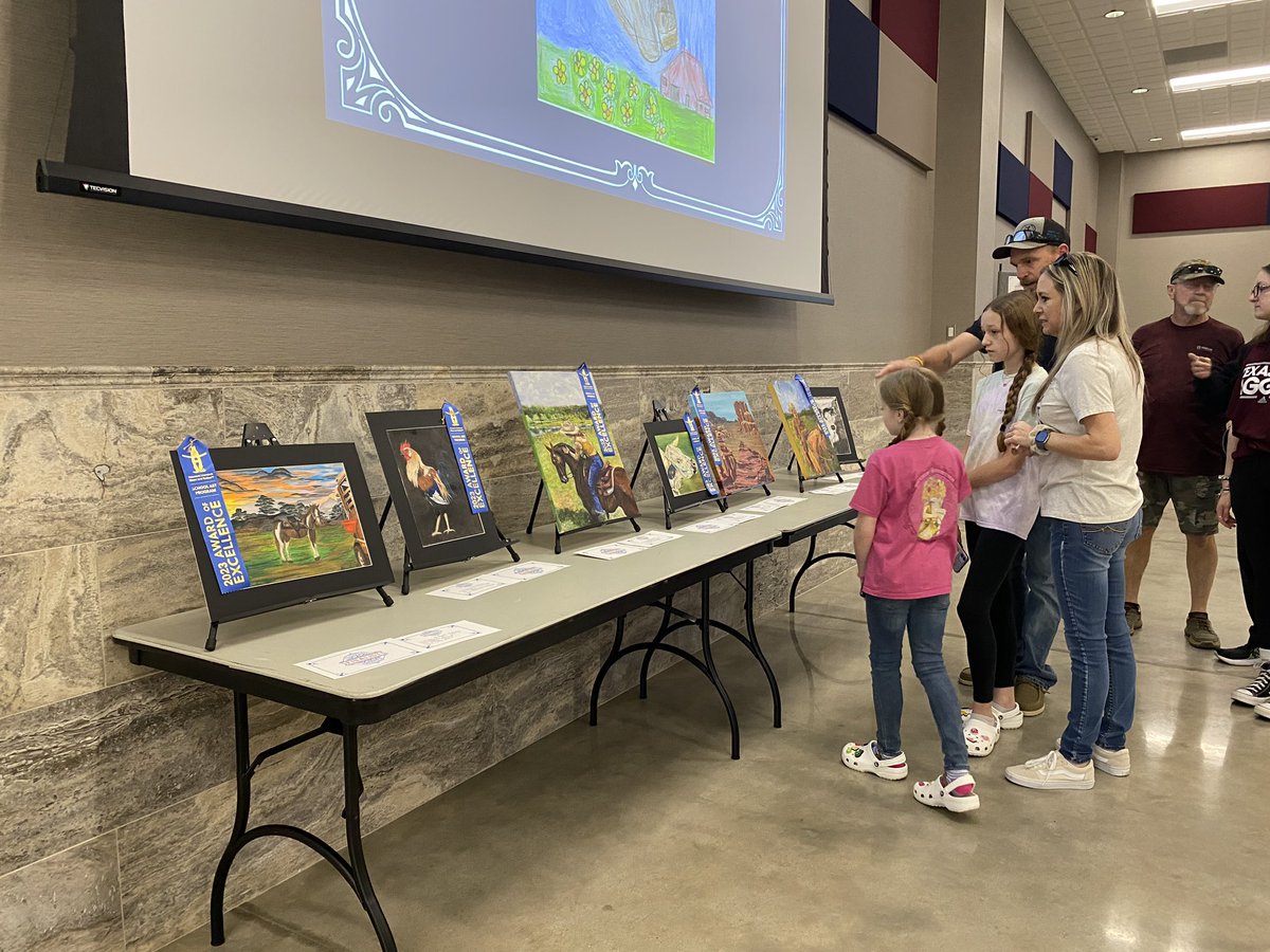 MWHSArt's tweet photo. Here are our finalists!  Their artwork will be going to Houston on Tuesday!
Congrats to our 14 west students and their hard work and dedication. https://t.co/UFqT7dnphA