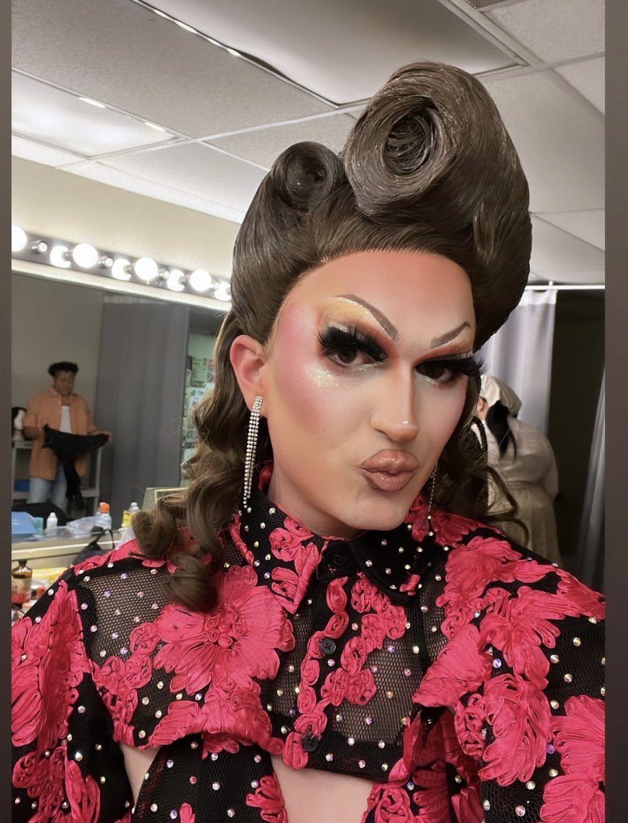 NeutralGena's tweet photo. this is everyone’s official competition headshot btw! are you…
#teamderry
#teamrachelslurrzstoolemichaelsdupreefeirce
#teamneutralgena👑
#teamariALLEGEDLY https://t.co/f5uIAJjahU