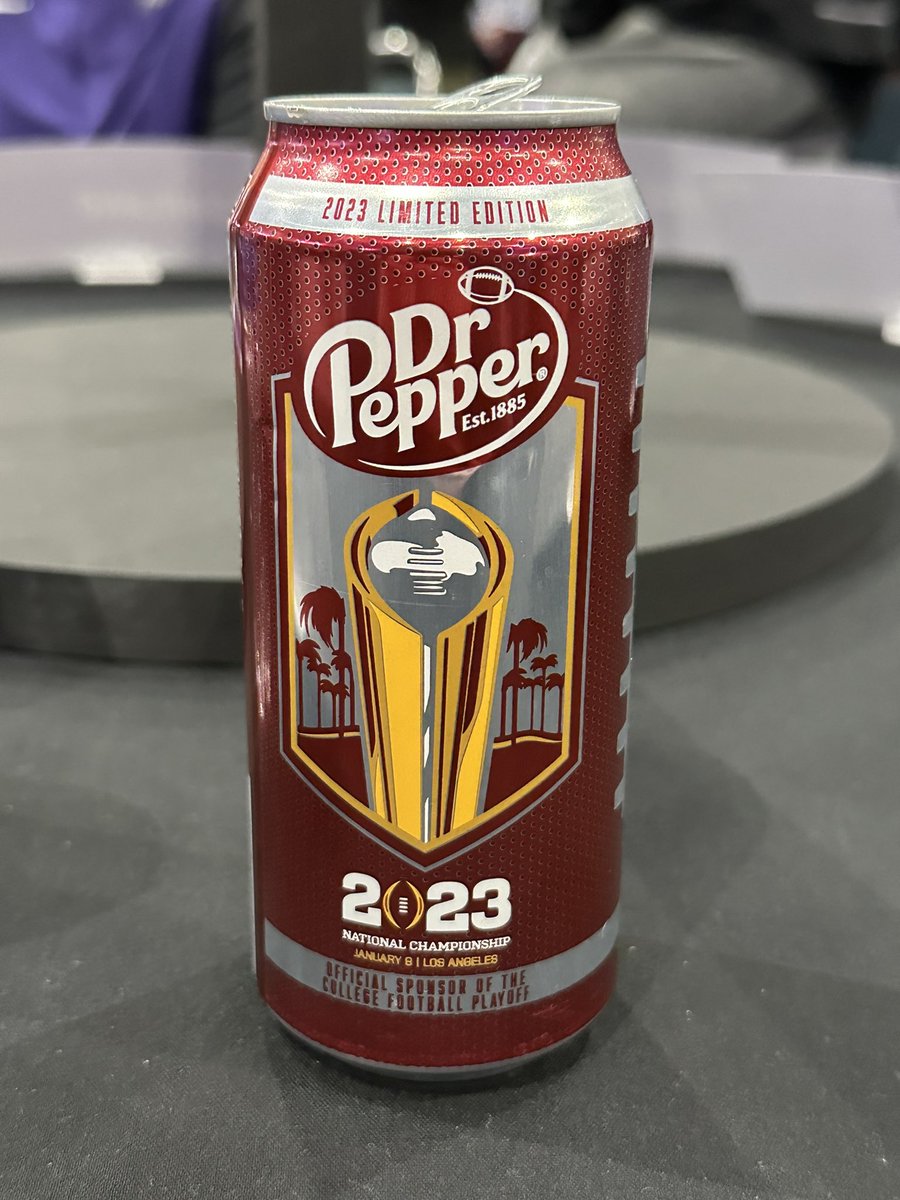 Holy cow!!!  I have NEVER seen a tall boy <a href="/drpepper/">Dr Pepper</a>!  My life has been completed. #drpepper #FrogFront #GoFrogs
