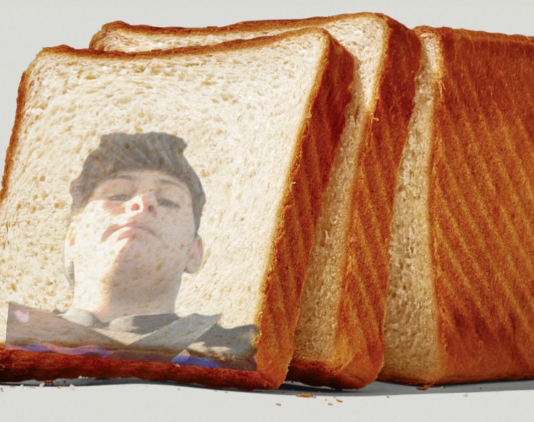 grosso_mason's tweet photo. Does anyone want a slice of bread Cohen? I know I don’t but bread Cohen doesn’t take no for an answer #เจโฮปเบิ้นเบิ้นอินไทยแลนด์ #bread #Seahawks https://t.co/lXQLrpU1X8