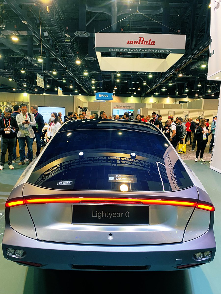 RicardoCotta's tweet photo. Este es #Lightyear2 el coche holandés eléctrico, el primero en su tipo que se recarga con paneles solares #CESA2023 https://t.co/WzCwJqLd3x