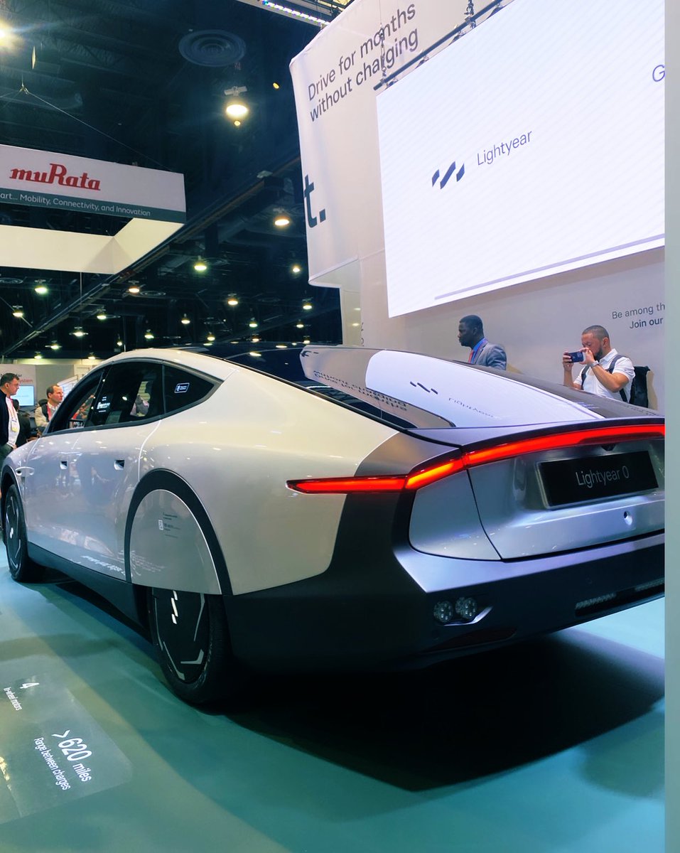 RicardoCotta's tweet photo. Este es #Lightyear2 el coche holandés eléctrico, el primero en su tipo que se recarga con paneles solares #CESA2023 https://t.co/WzCwJqLd3x