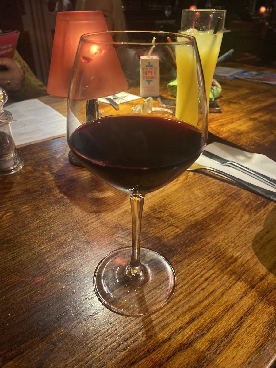 Lasted seven days, lads. 🎉👍
#DryJanuary